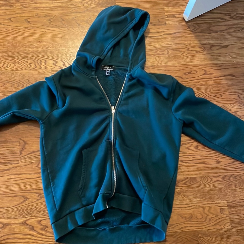 Forest green color